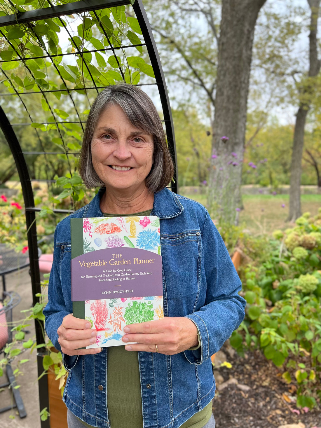 About The Vegetable Garden Planner Author, Lynn Byczynski