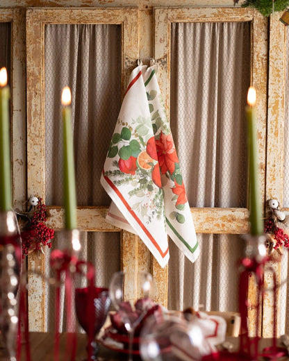 "Garland Glee Green" Linen Towel